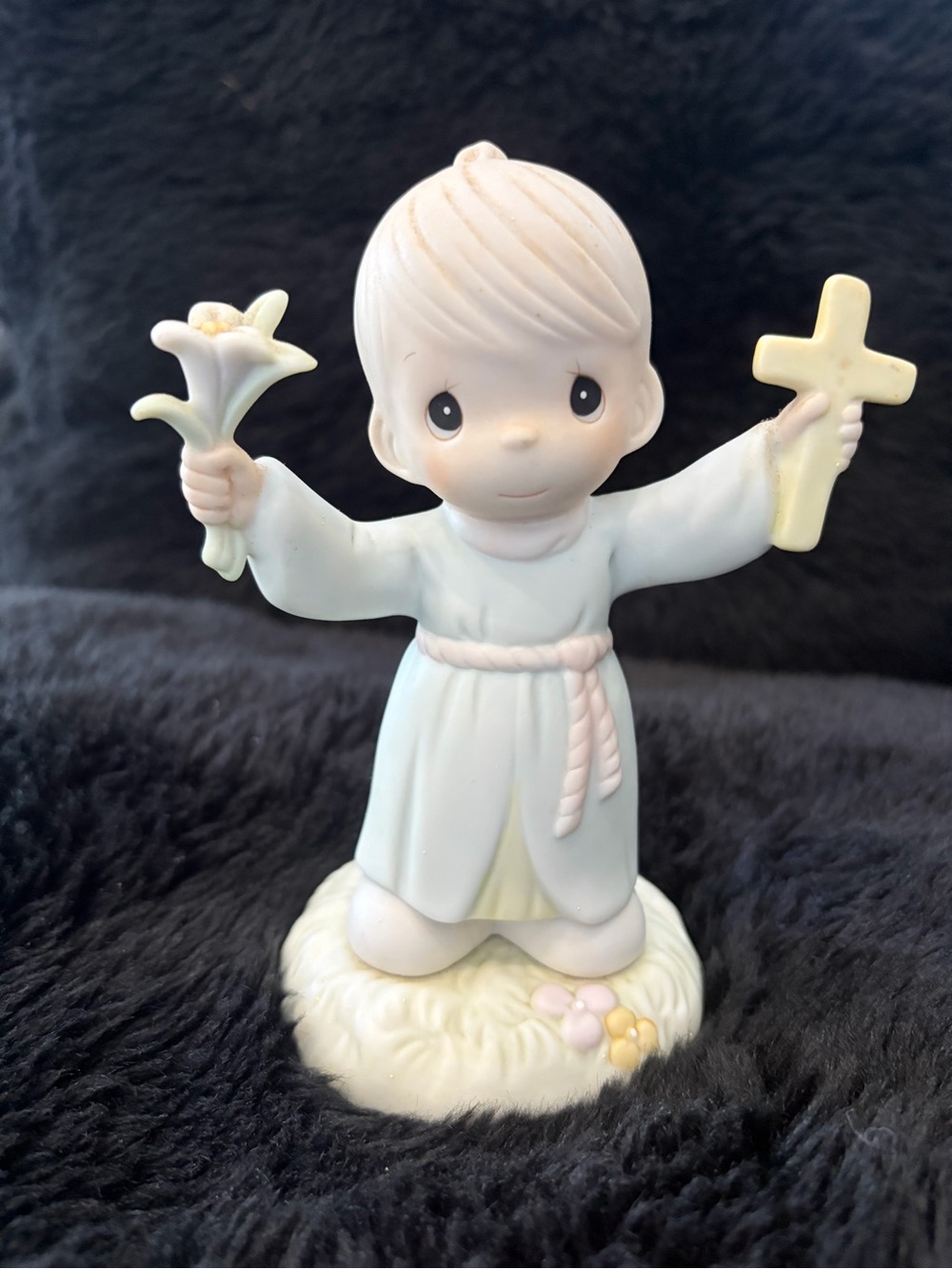 Enesco Precious Moments Hallelujah for the Cross Angel Porcelain Figurine